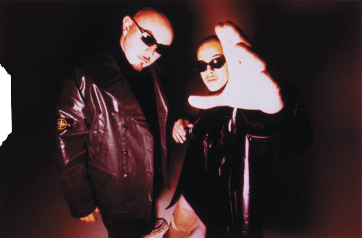 UNDERTONE > THE TWO GAGGIES IN AREA 3. SubTone03