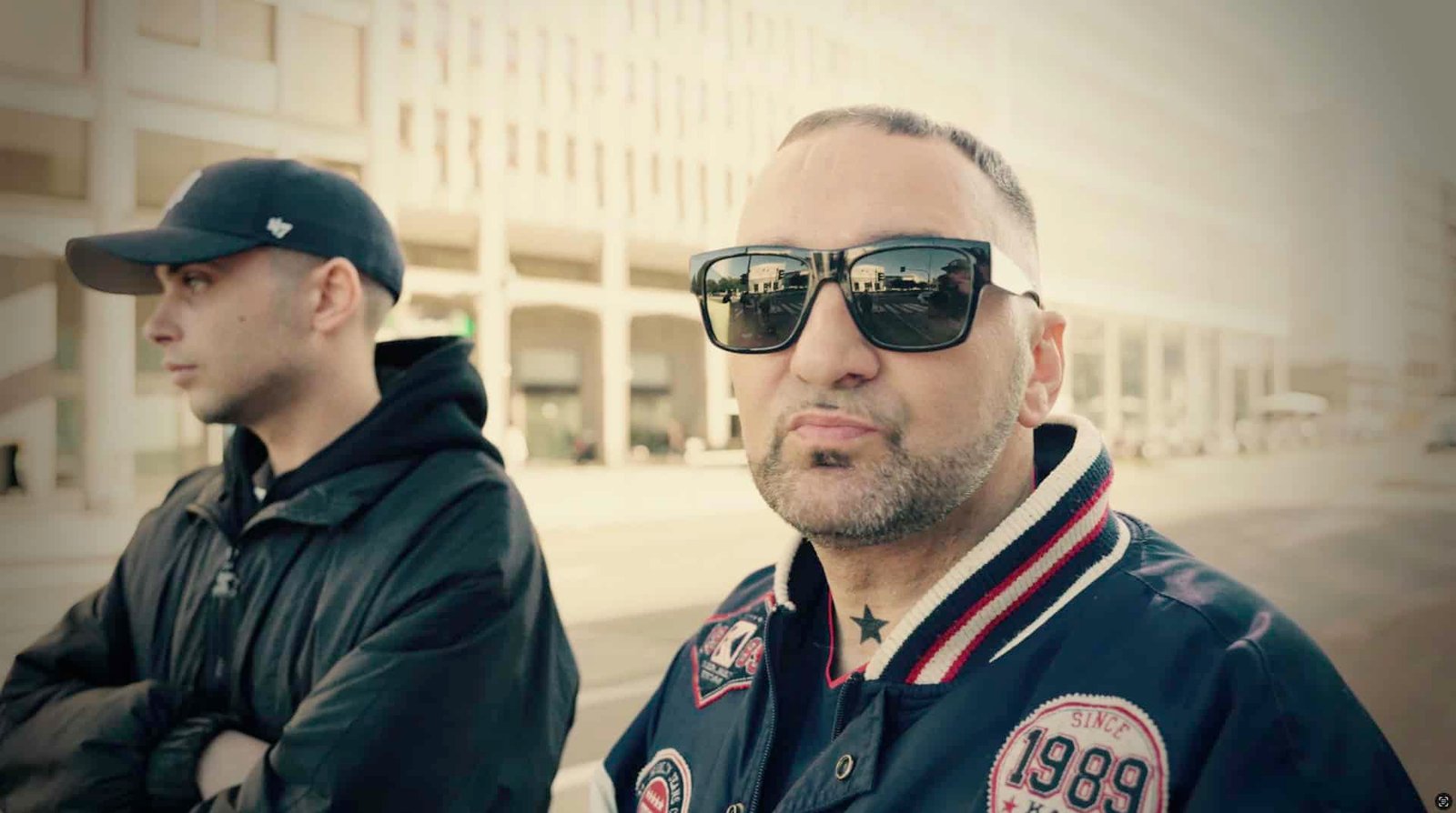 maury b e dj douglas